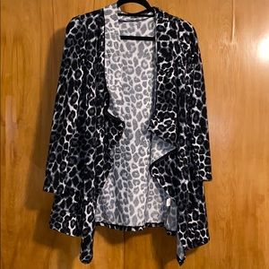 Grey & white leopard print cardigan